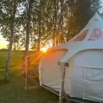 Luxussátor Romantik Luxus Glamping 4